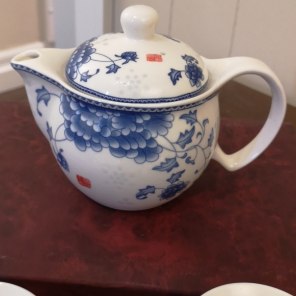 7 pc Chinese Kung Fu porcelain tea set - Picture 5 of 7